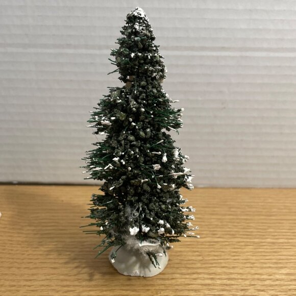 Vtg Cobblestone Corners Christmas Village Accessories Merry Arch Sleigh and Tree - Picture 6 of 10